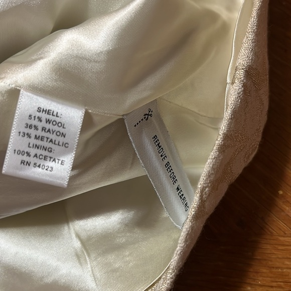 Banana Republic Cream Wool Brocade Tapered Cropped Blazer Size  2 Quiet Luxury - Picture 13 of 16